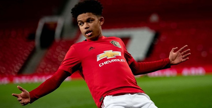 16-year-old Nigerian striker Shola Shoretire signs deal with Manchester United