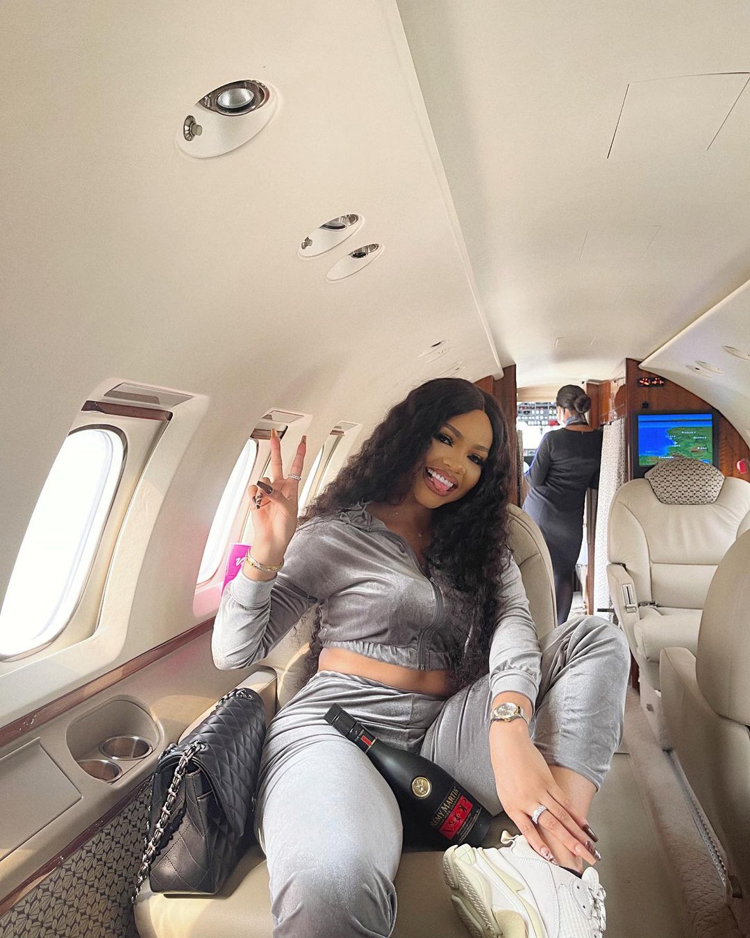 Watch the mammoth crowd that greeted Nengi as she lands in Ghana (Video) Watch the mammoth crowd that greeted Nengi as she lands in Ghana (Video)