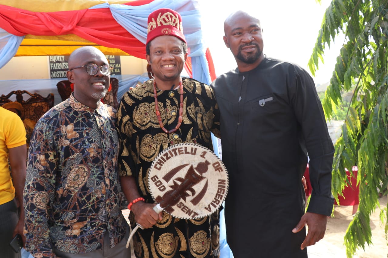 Igwe Ochendo Chukwudi Confers Traditional Title On Dr. Chris Ifediora