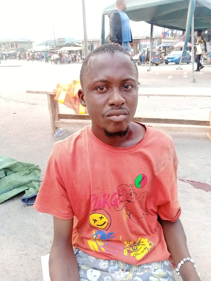 Suspected criminal caught robbing victim in broad daylight in Bayelsa