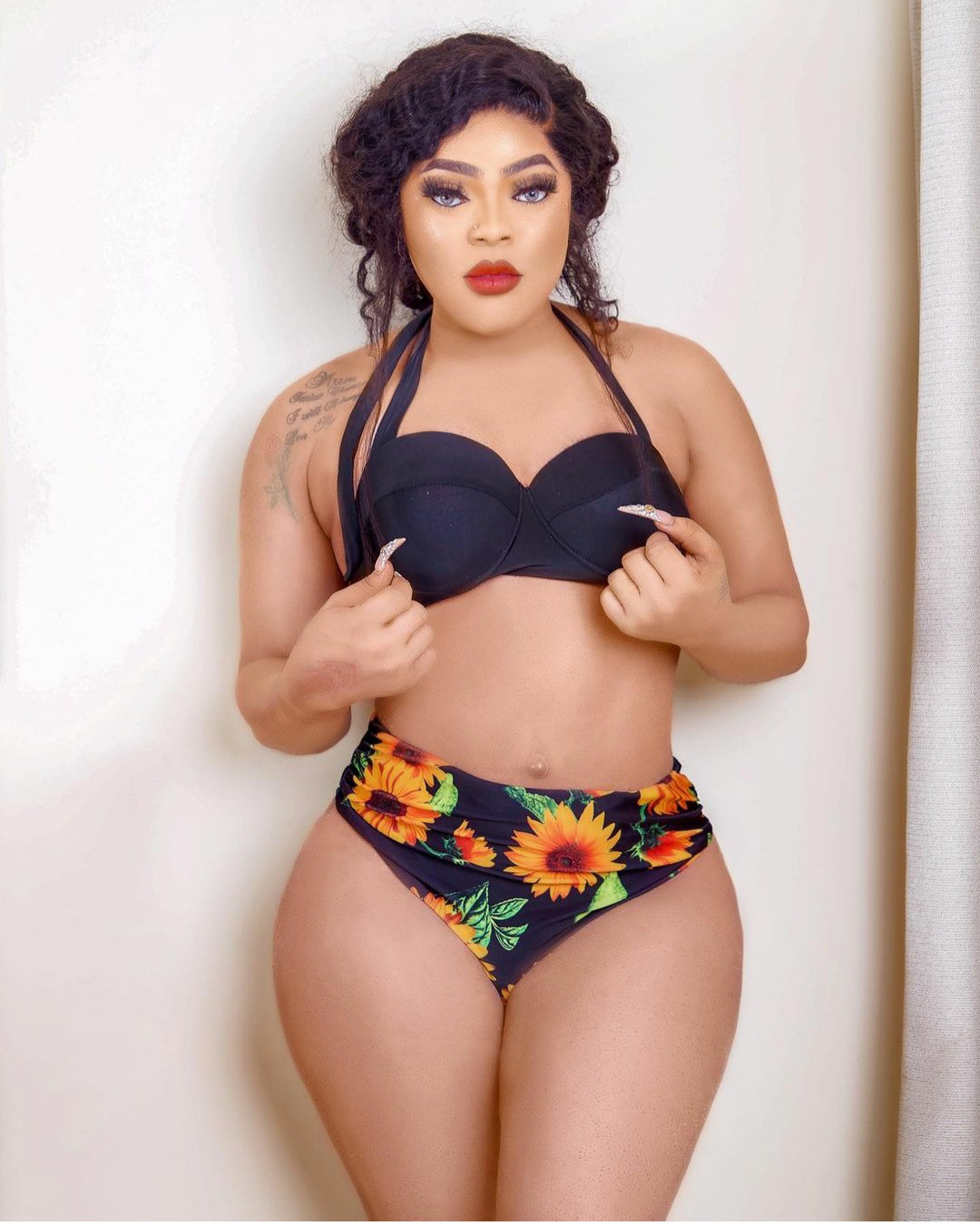 Bobrisky looks completely different in new photos