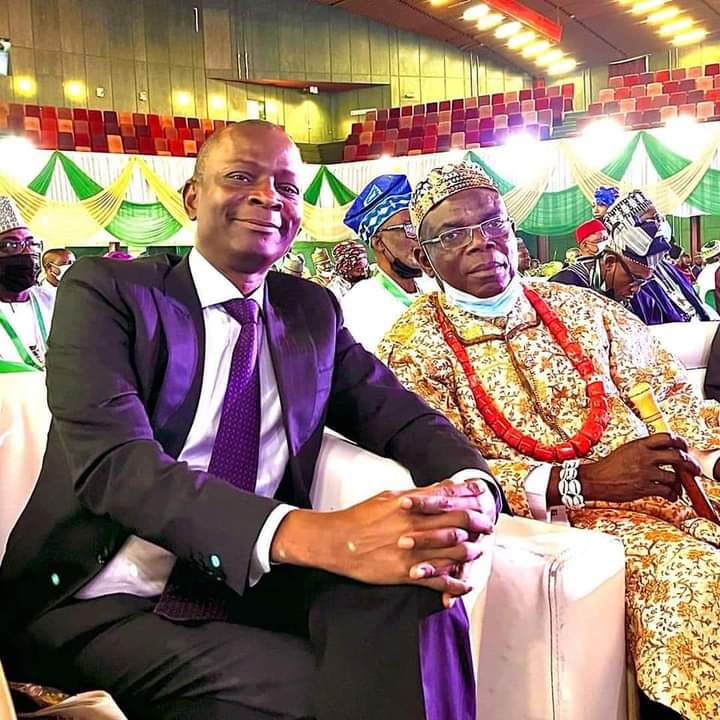 PHOTOS: Former President Goodluck Ebele Jonathan and his kinsman, Barr. Azibaola Robert, among other dignitaries, attended