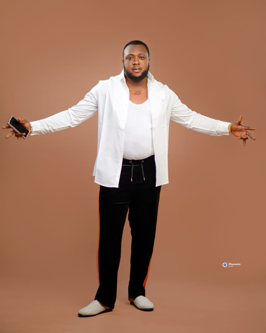 Abuja Top MC, Comedian Marks Birthday, To Host Friends At Hustle N Bustle