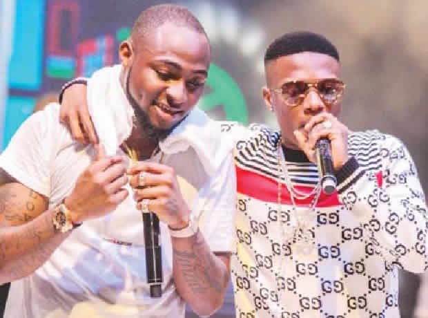 See how Wizkid & davido party at his ₦1 Billion mansion after meeting eachother