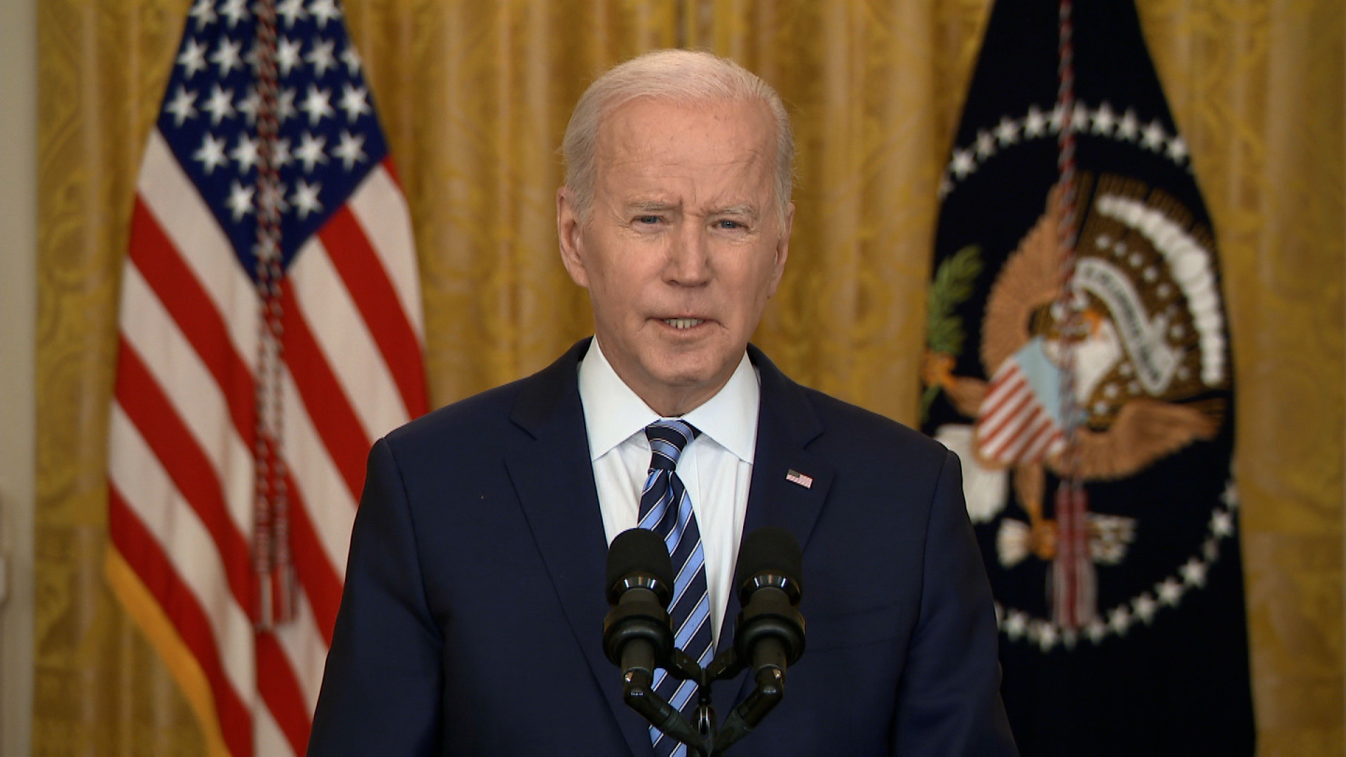 Every asset they have in America will be frozen - President Biden announces sanctions on Russian banks that hold one trillion dollars in assets as Russia invades Ukraine (video)