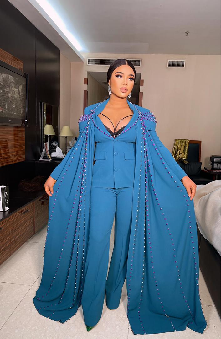 Bayelsa-born fashion entrepreneur, Harriet Edide clinches award as best female fashion designer in Nigeria