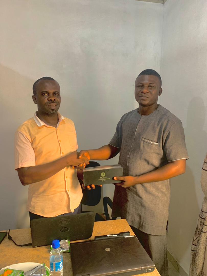 Bayelsa born Movie producer Mr Barakumo Odede surprises former boss with gift