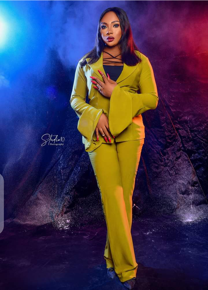 Ex Miss Nollywood winner Amb. Sonia Sunday break internet with birthday photos