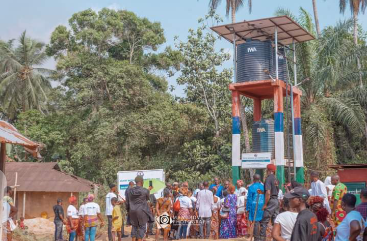 Ijaw women of America  commission 10th  Solar-powered water well  in Edo State