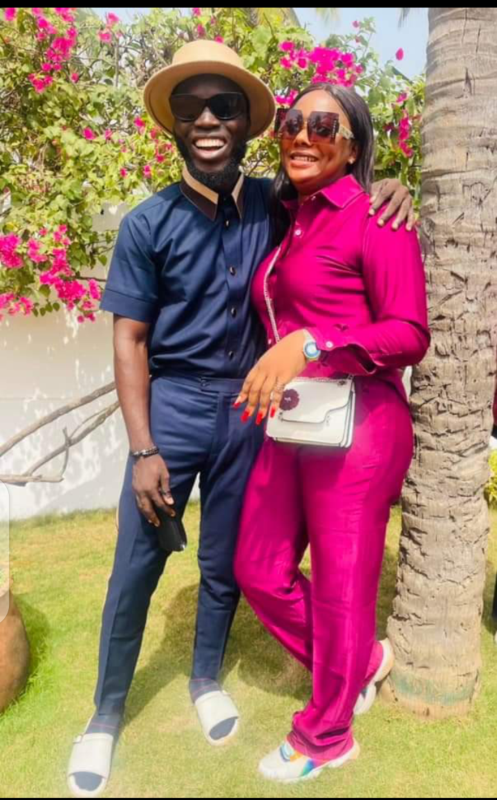 Ex-Miss Nollywood Queen Sonia Sunday Celebrates Her fiancé, Konyefa felix Ebiasuode On His Birthday