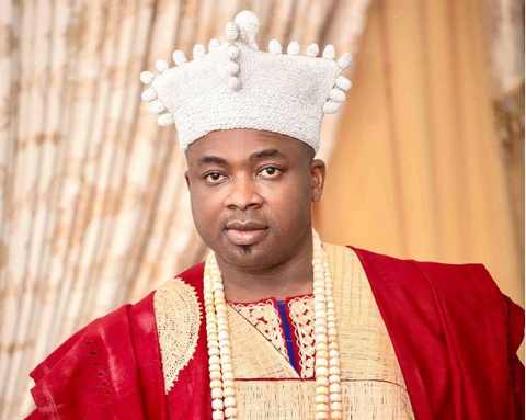 Oba Saheed Elegushi of Ikateland loses only son