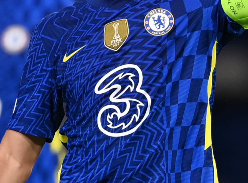 Chelsea shirt sponsor, 3, suspends deal after owner Roman Abramovich sanctioned