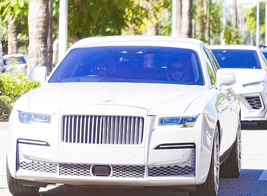 Kim Kardashian and Pete Davidson return to Los Angeles after visiting New York City where Kim had business to attend to