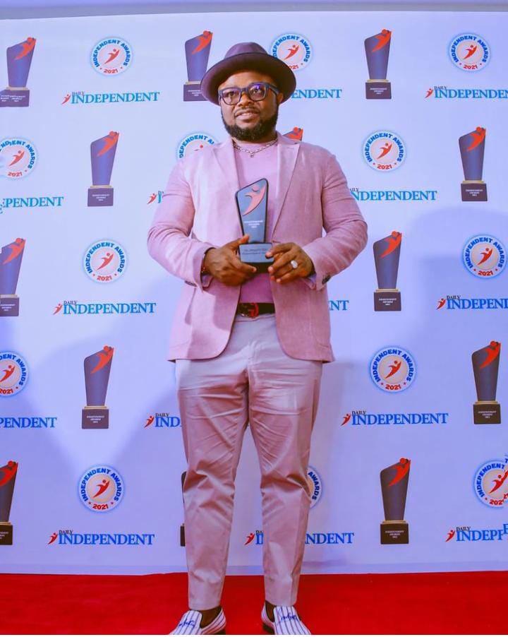 KUDOS: Dr. Ifeanyi Odii Bags Daily Independent Newspaper Philanthropist Of The Year Award