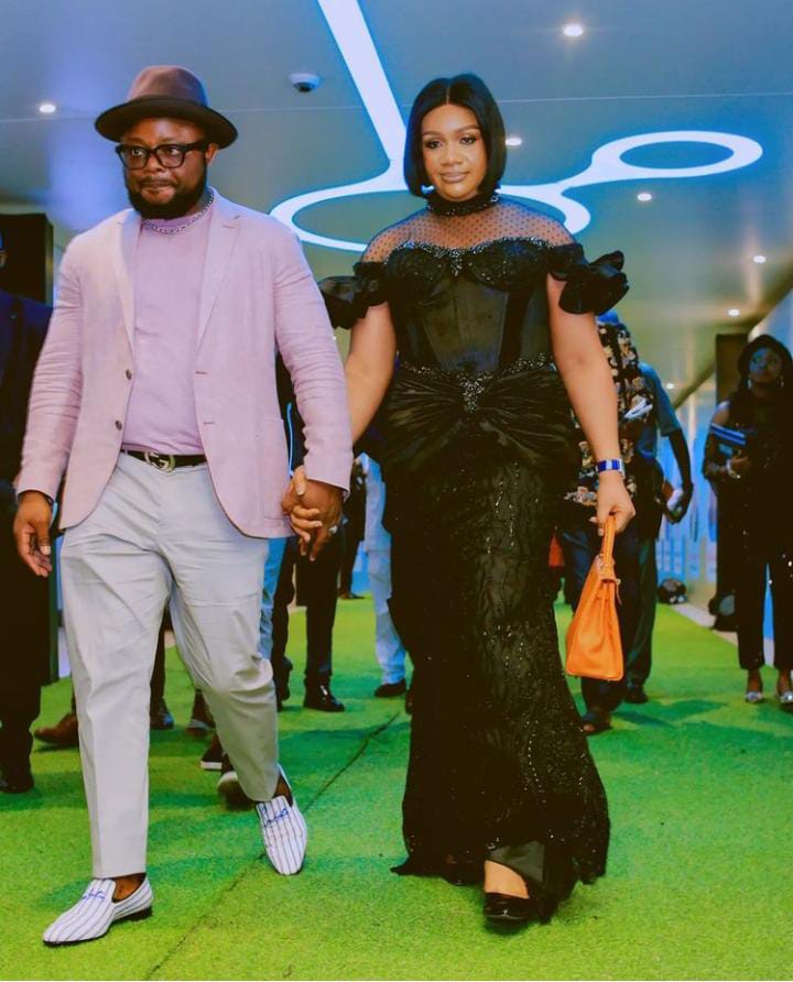 KUDOS: Dr. Ifeanyi Odii Bags Daily Independent Newspaper Philanthropist Of The Year Award