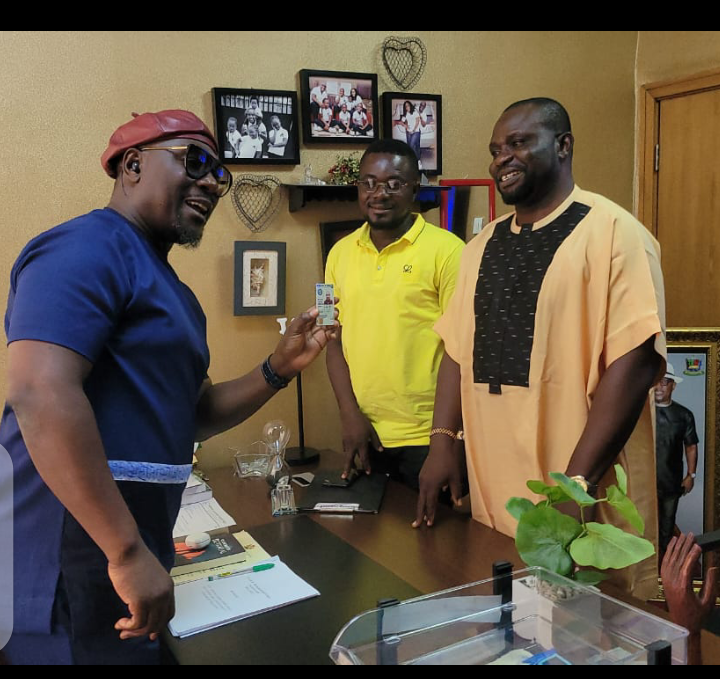 Movie Makers celebrate Bayelsa AGN Chairman Chief Mokilese Osain on his leadership qualities