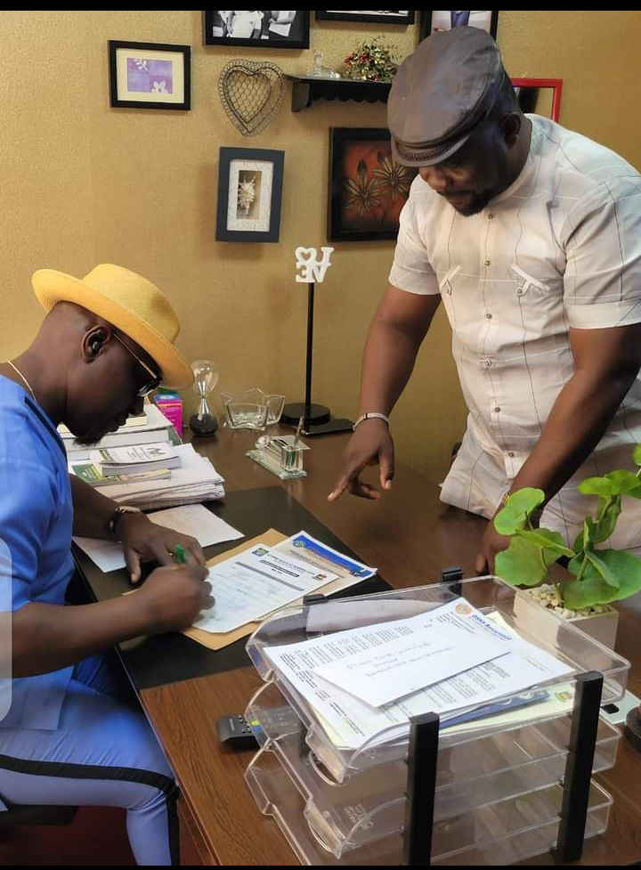 Movie Makers celebrate Bayelsa AGN Chairman Chief Mokilese Osain on his leadership qualities