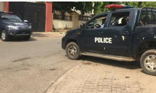 APC Crisis: Security Operatives Take Over APC National Secretariat MARCH 07, 2022