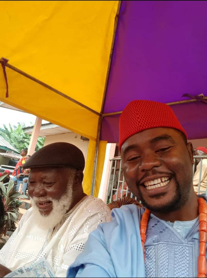 Gospel Artiste Chinyere Udoma, Chief Ndubuisi Bury Father At 92 Amidst Tears