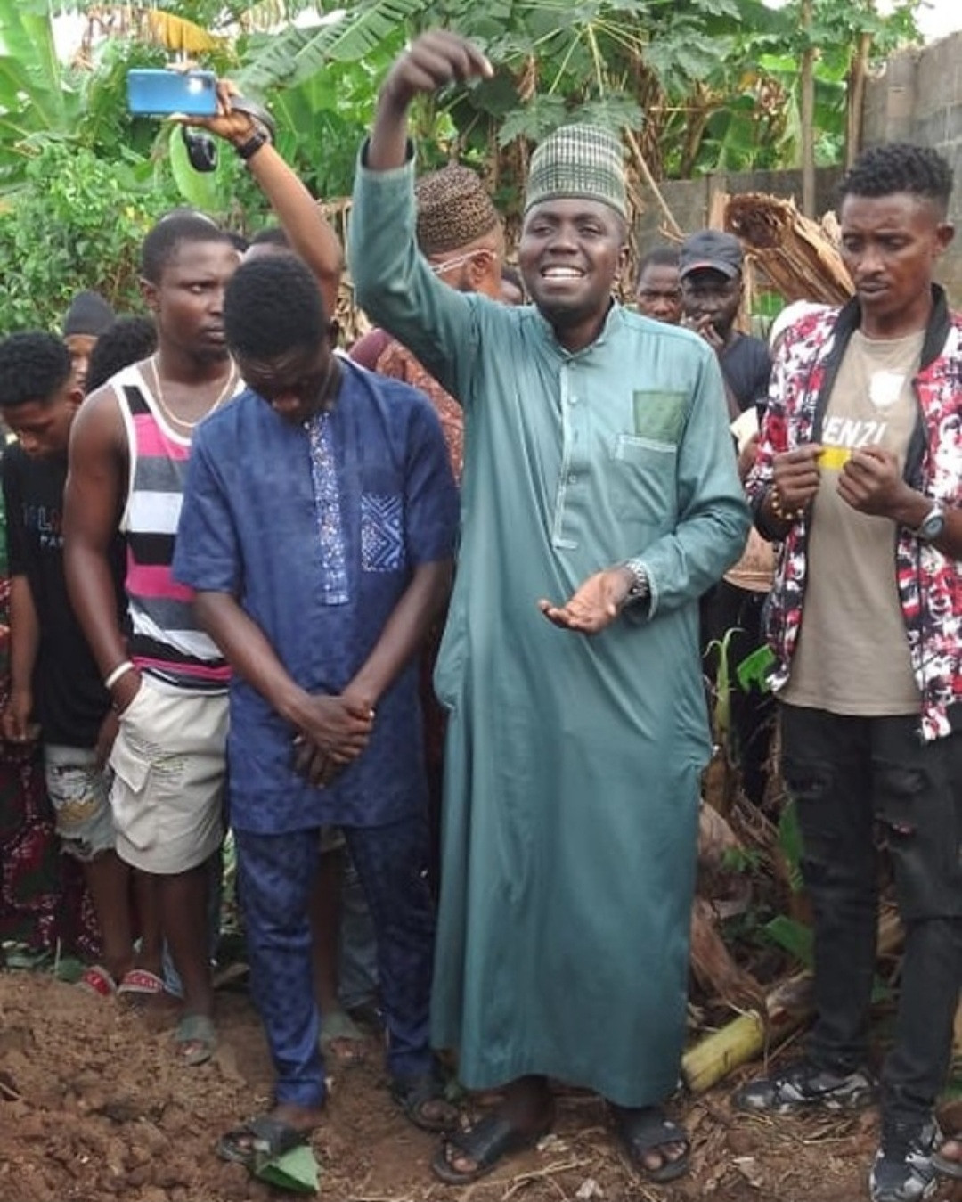 Actor Dejo Tunfulu buried in Lagos (photos)