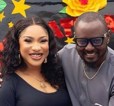 Brows raised as Tonto Dikeh shares video of her ex Prince Kpokpogri dancing and called it her "current mood"
