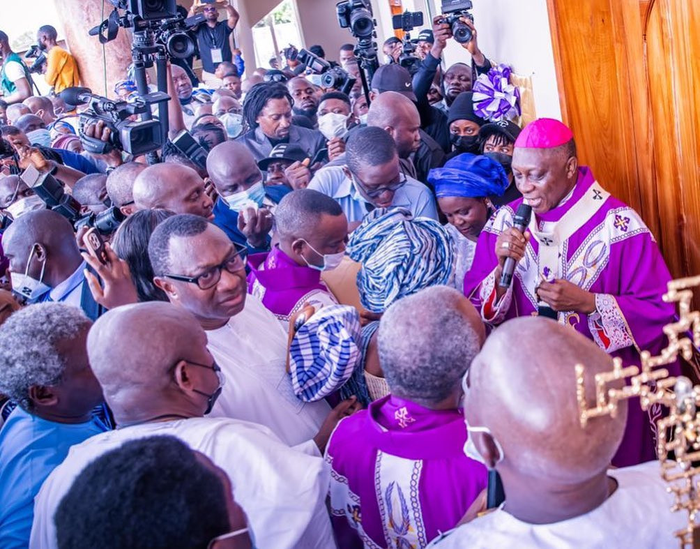 Obasanjo, Osinbajo, Sanwo-Olu, Fayemi, Obaseki, Emefiele, Saraki, Dangote, others at billionaire businessman, Femi Otedola's mum's 90th birthday party (photos)