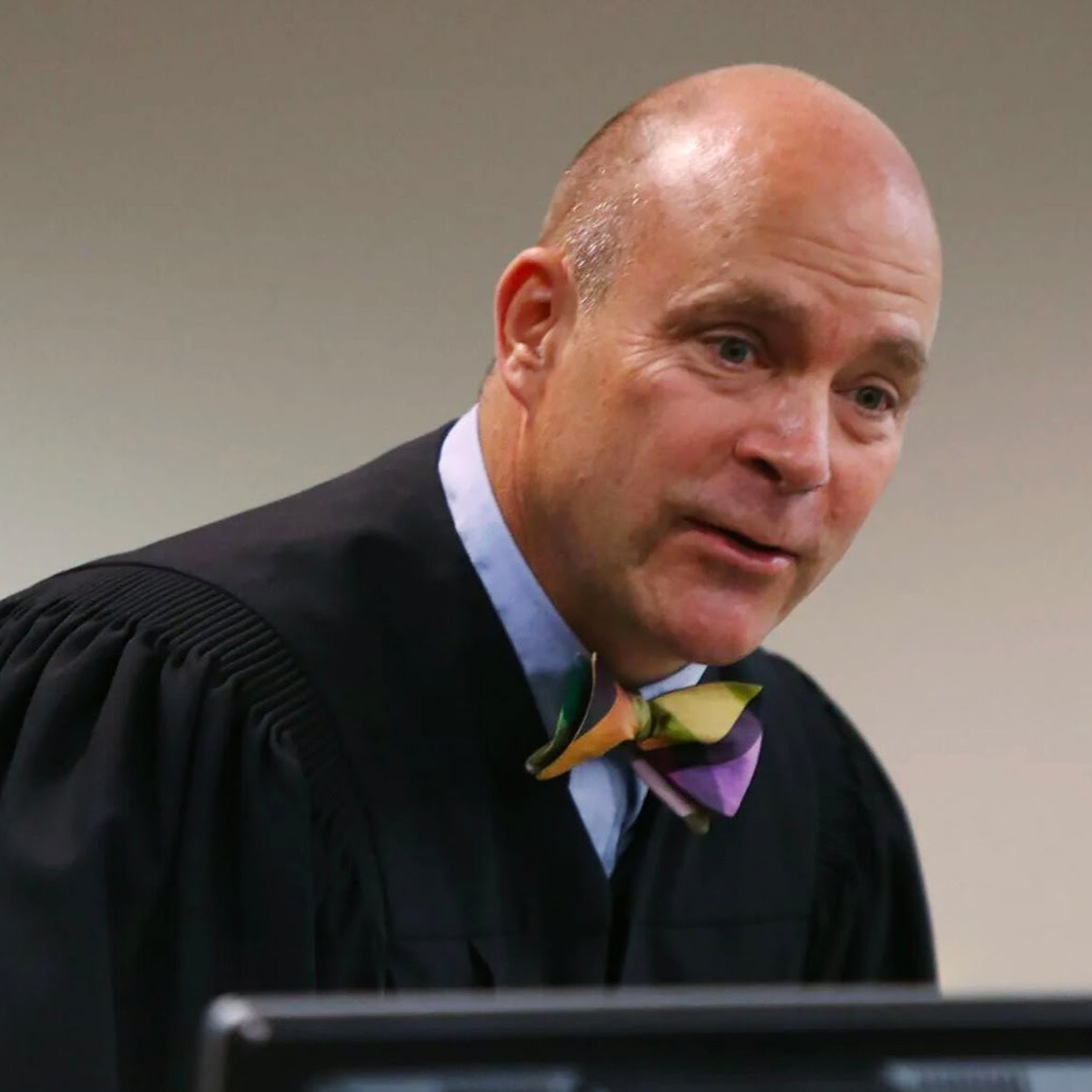 New York judge commits suicide weeks after FBI raided his home