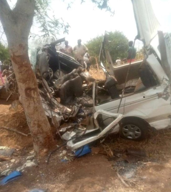 Four mourners die, 15 injured as vehicle conveying members of Catholic women organization rams into tree in Benue