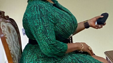 “I grew up wondering what made my mother marry such an awful man” Actress Chioma Toplis says she will not attend her “useless” father’s burial when he dies