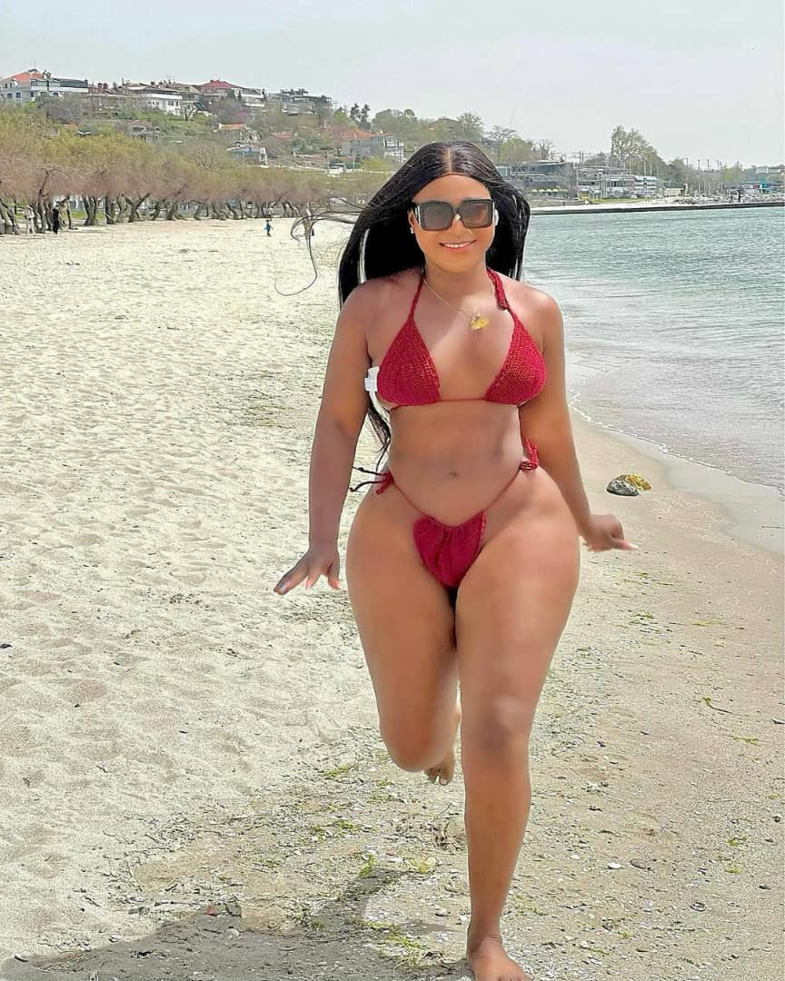 Actress Destiny Etiko puts her banging body on display in sexy bikini photos