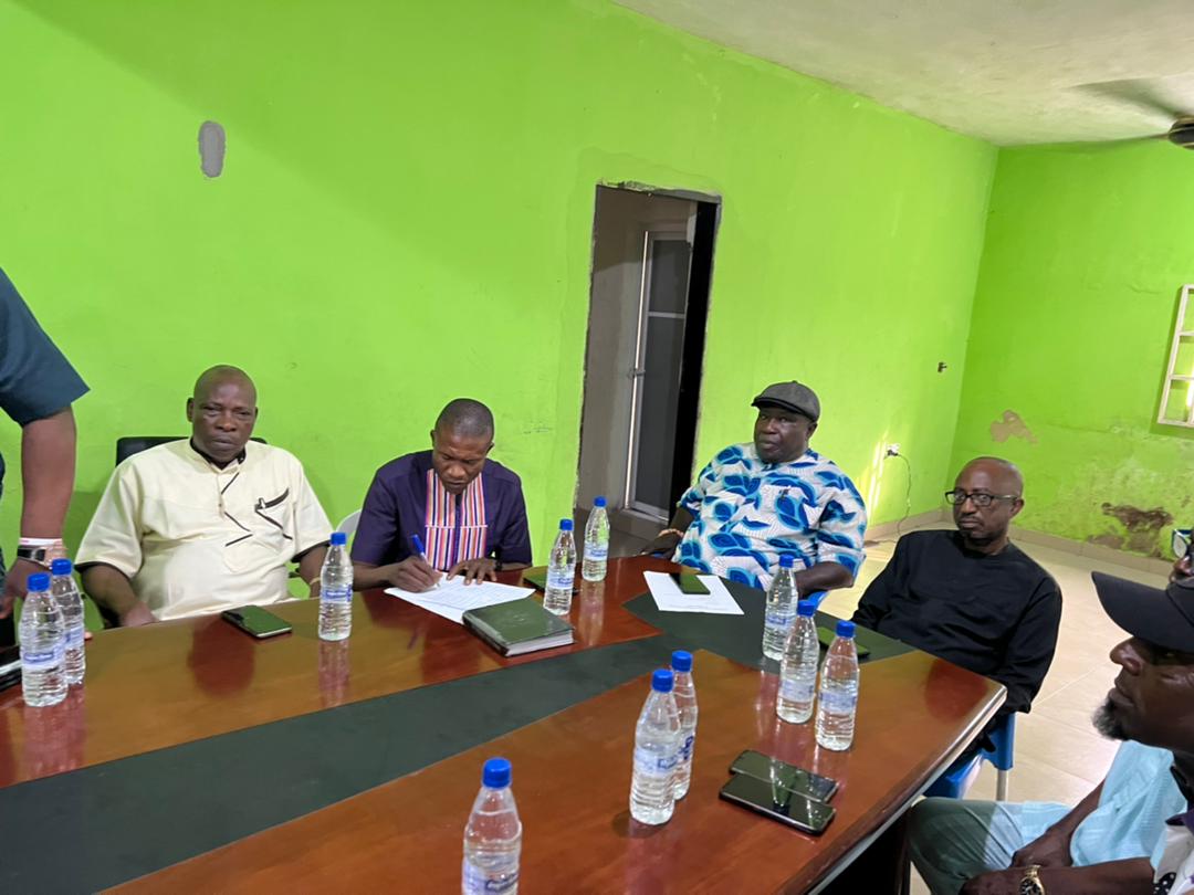 Breaking: Pastor Reuben Initiative for Good Leadership & Accountability meets with Chief David Lyon. As part of the mission of the Initiative to broker peace and foster unity among members