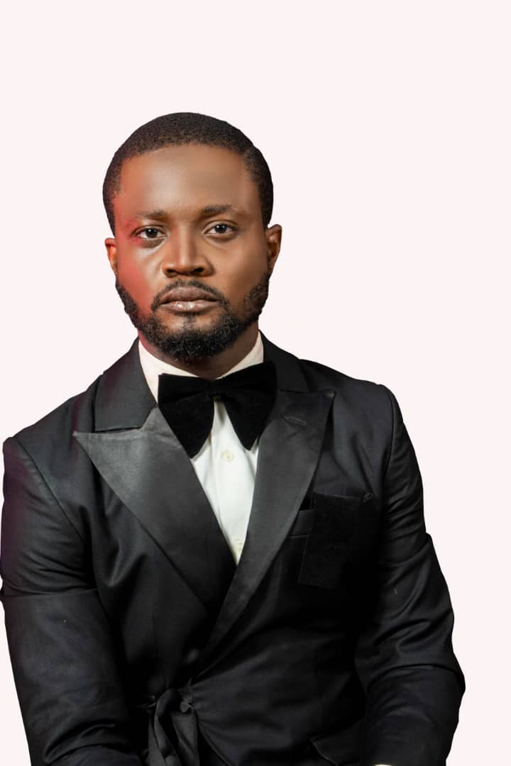Mr Nollywood Nigeria 2022 Oghenede Emmett Emmanuel. celebrates birthday with as he prepares for his next Contest (photos)