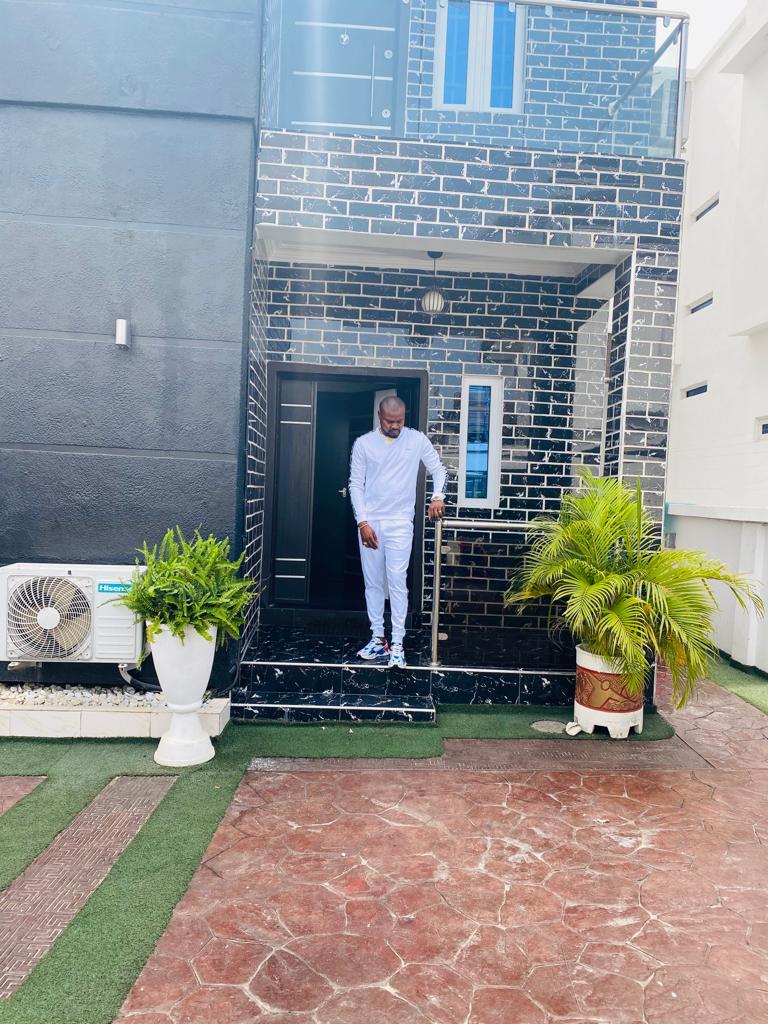 *Meet One Of Lekki Big Boys, Emmanuel Nonso, CEO Lekki Luxury Cars*