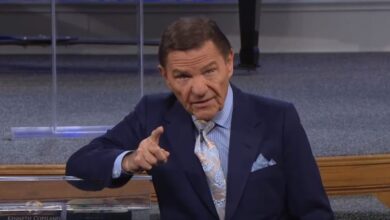 Faith to Faith Devotional 3 April 2022 Kenneth Copeland || Born Again!