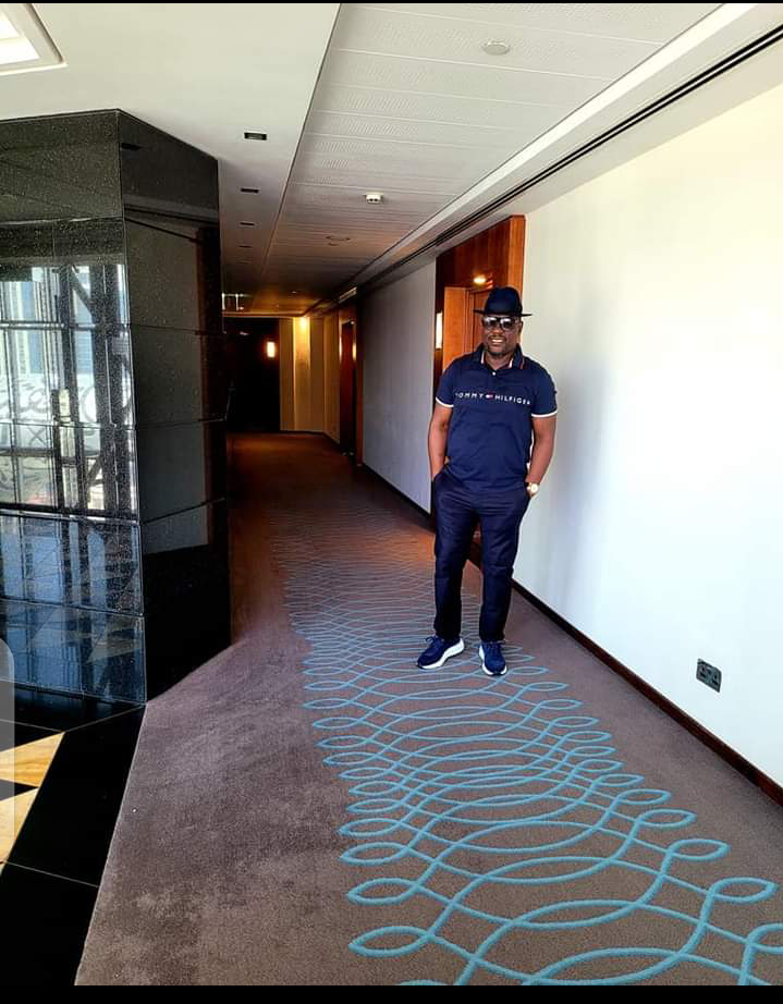 Bayelsa State Former Speaker  Tonye Emmanuel Isenah shows his overwhelming dance steps (video)