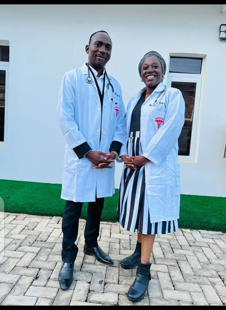 Pastor Paul Enenche marriage photos surfaces as he...........