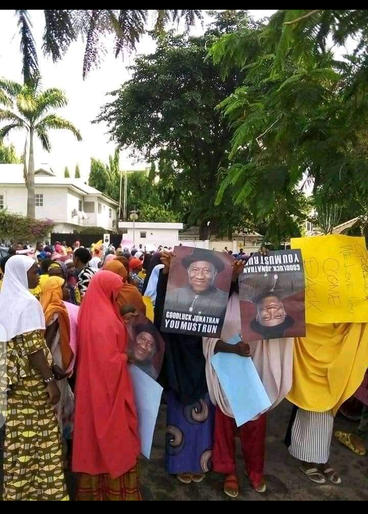 Breaking news: Protesters Storm Jonathan's Private office, ask him to declare for the presidential race.