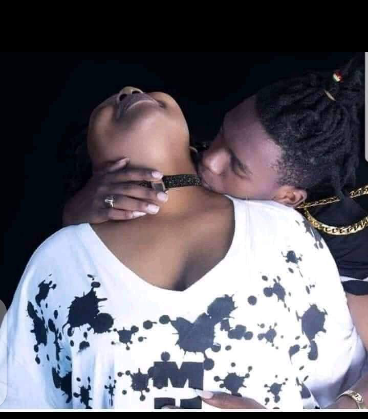 19 years old boy got married to a 40 years old lady.