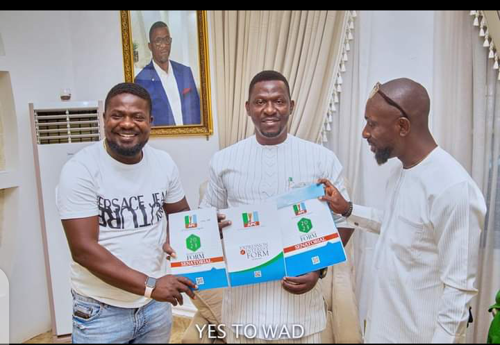 Hon wilson Ayakpo of APC Officially pick his intent form to contest the forthcoming Bayelsa West Senatorial seat