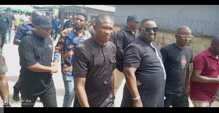 FAREWELL TO LATE HON TESSY AARON AS FOUNDER PASTOR REUBEN INITIATIVE FOR GOOD LEADERSHIP AND ACCOUNTABILITY SHOWS LAST RESPECT.