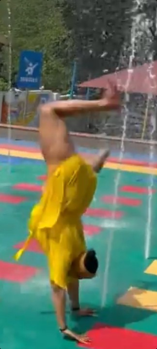 Tontoh Dikeh open up her body wearing nothing trying to......