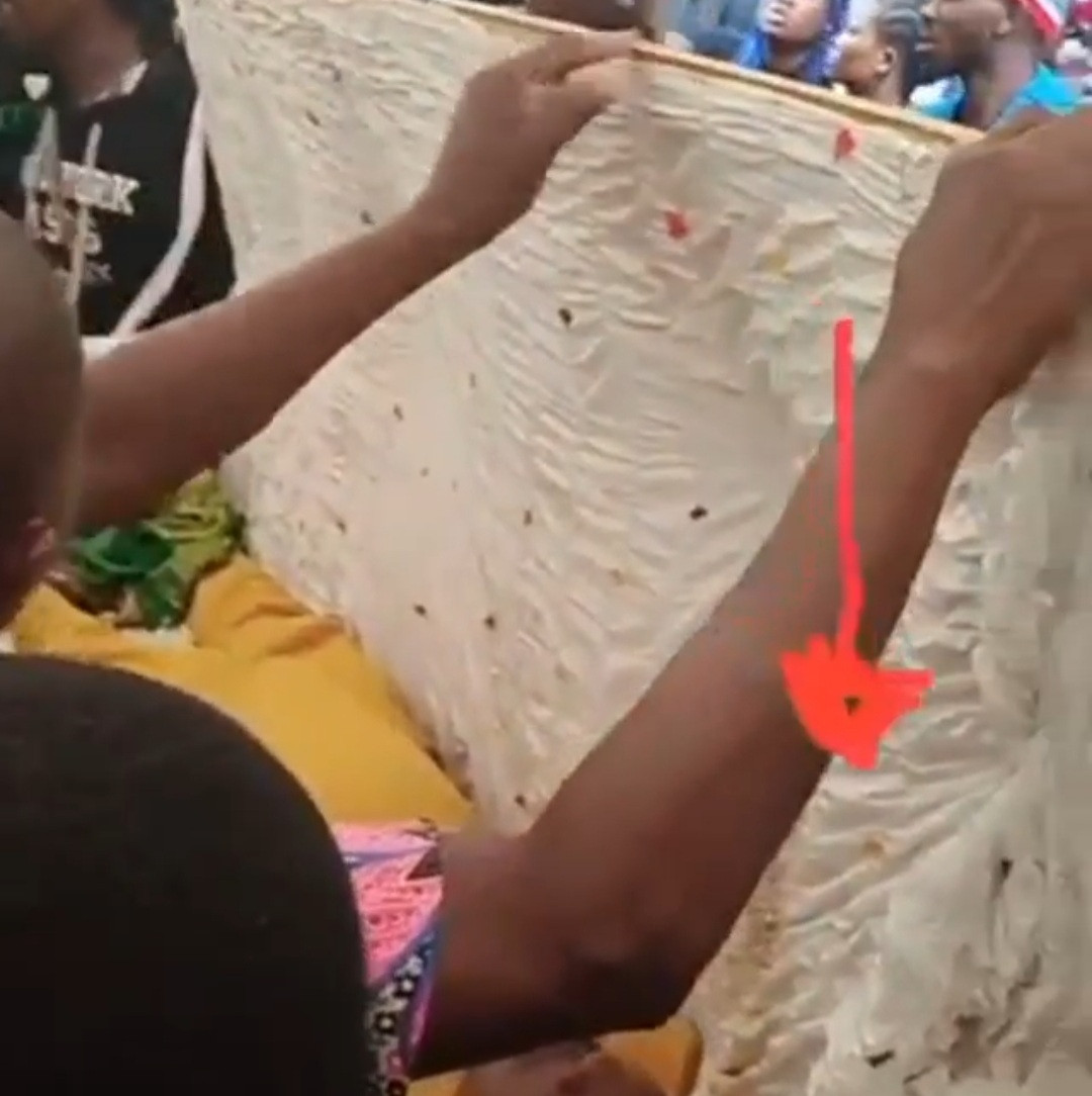 Nigerian man wrongly declared dead by doctor 'wakes up' at his funeral before dying hours later in Akwa-Ibom