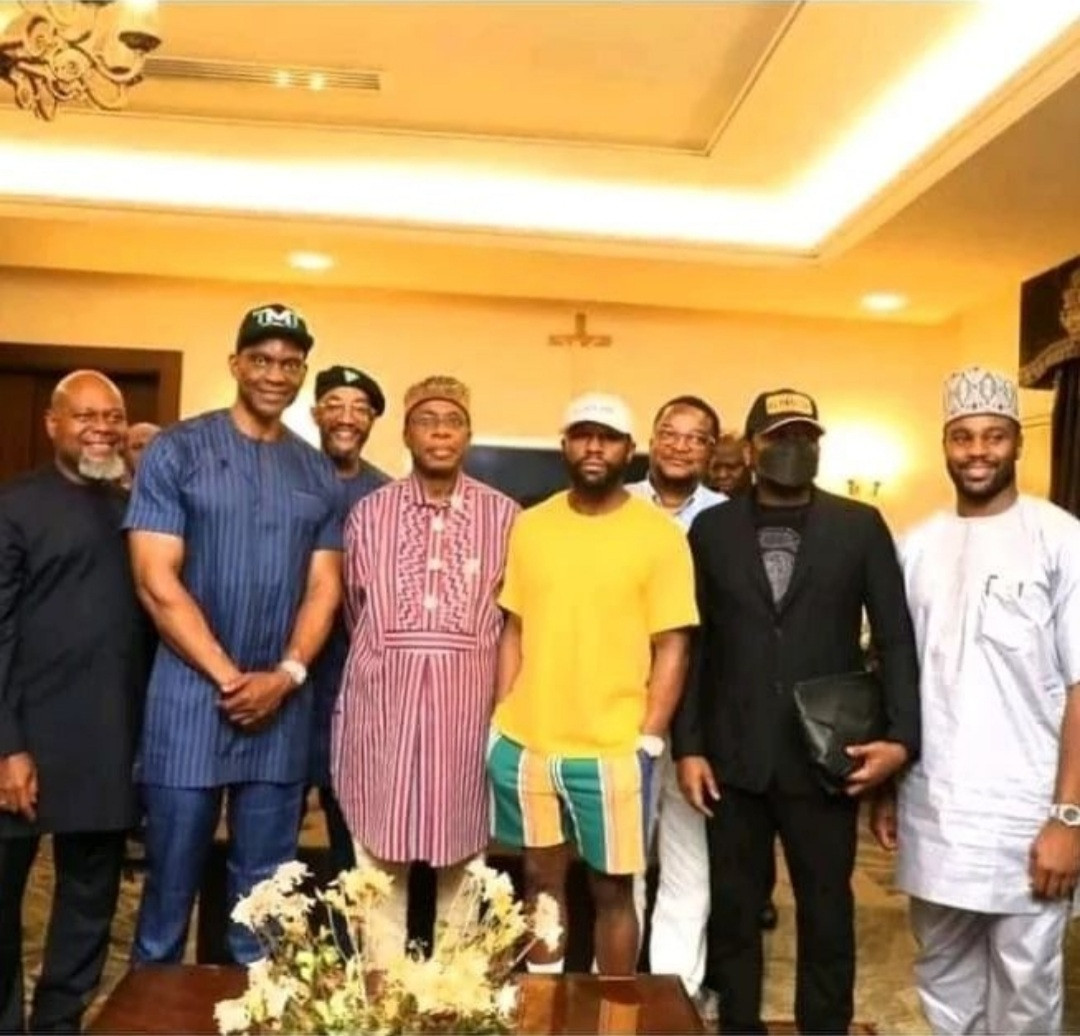 Floyd Mayweather meets Rotimi Amaechi as he visits Nigeria, promises to build boxing academy