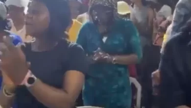 Video of single women praying for husbands