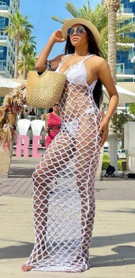 Fashion Designer, Yomi Casual's wife, Grace, flaunts her bikini bod (photos)