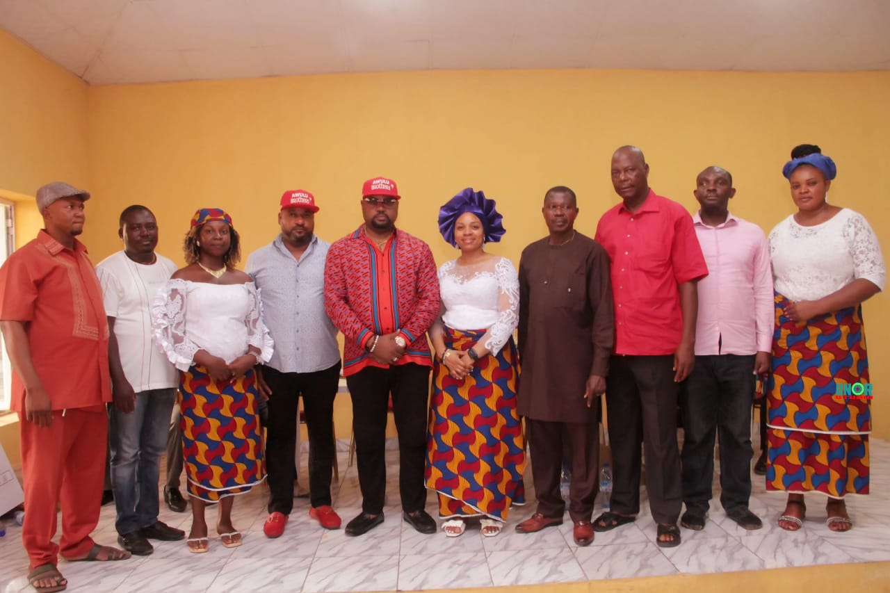 High Chief Christopher Ndubuisi, (Ikenga Umuawulu) Splashes N10m On Umuawulu Entrepreneurs*