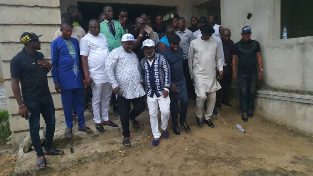 Oseke  visits Pastor Reuben, lauds his passionate efforts towards the Now engendered unity in APC Bayelsa state.