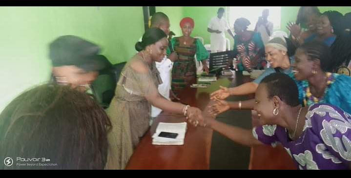 HOUSE OF ASSEMBLY ASPIRANT IN YENAGOA CONSTITUENCY TWO PST ESTHER MARTINS ASSEMBLES WOMEN, CRIES TO GOD TO FAVOUR THE RIGHTEOUS