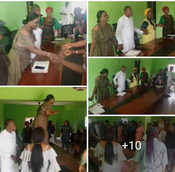 HOUSE OF ASSEMBLY ASPIRANT IN YENAGOA CONSTITUENCY TWO PST ESTHER MARTINS ASSEMBLES WOMEN, CRIES TO GOD TO FAVOUR THE RIGHTEOUS