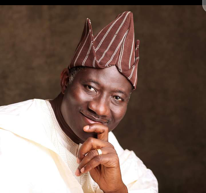 Breaking News: Group purchase APC presidential form for Dr Goodluck Jonathan